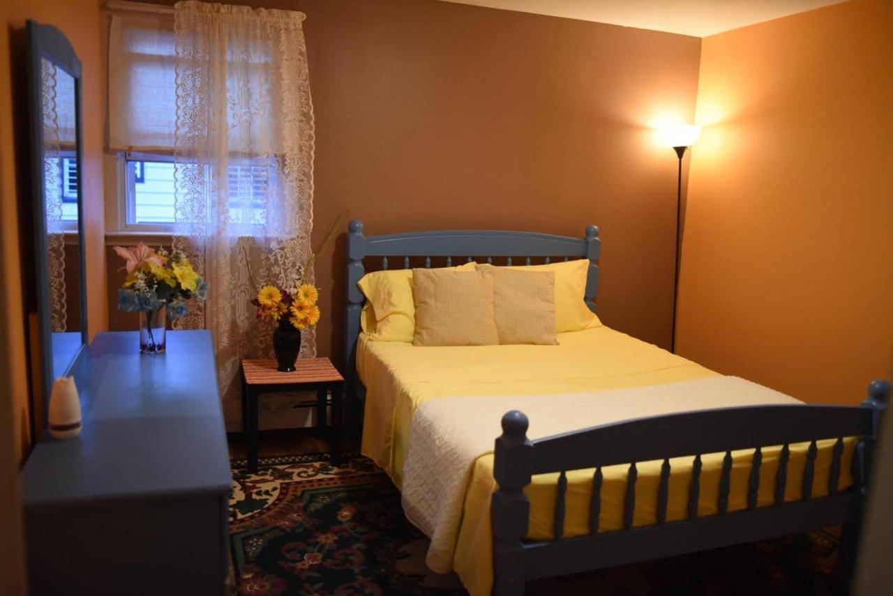 Beautiful Room Near Jfk And Close To Laguardia Airports นิวยอร์ก ภายนอก รูปภาพ